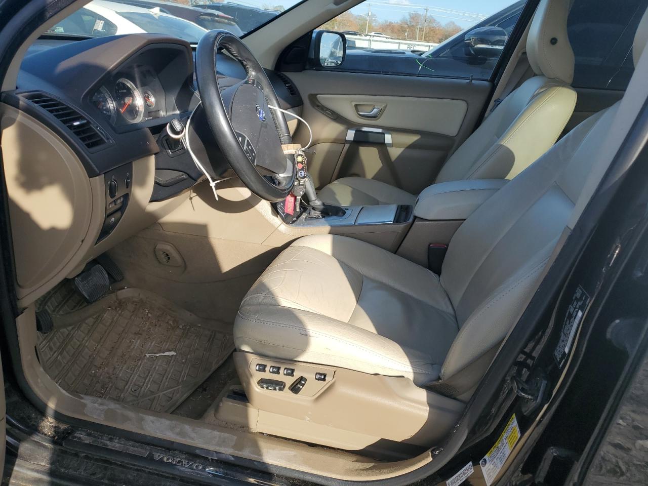 2014 VOLVO XC90