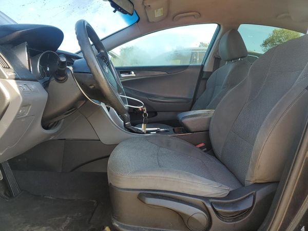 2013 HYUNDAI SONATA GLS/ GLS Popular