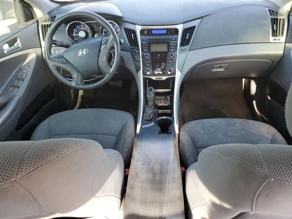 2013 HYUNDAI SONATA GLS/ GLS Popular