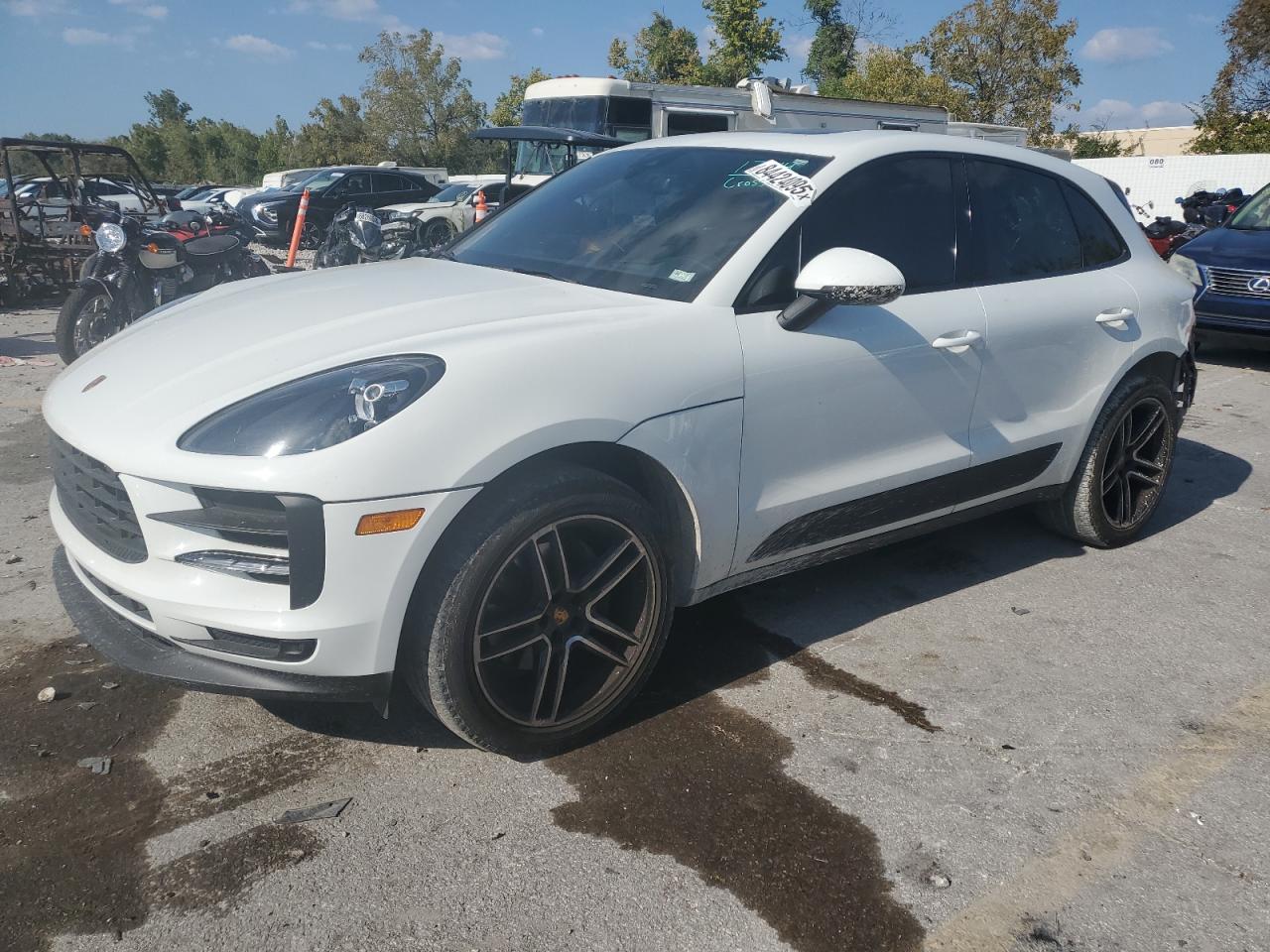2020 PORSCHE MACAN