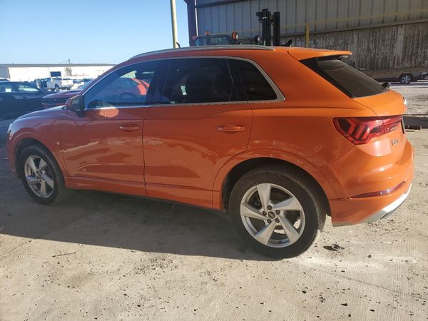 2021 AUDI Q3 quattro Premium