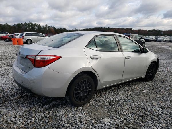 2015 TOYOTA COROLLA
