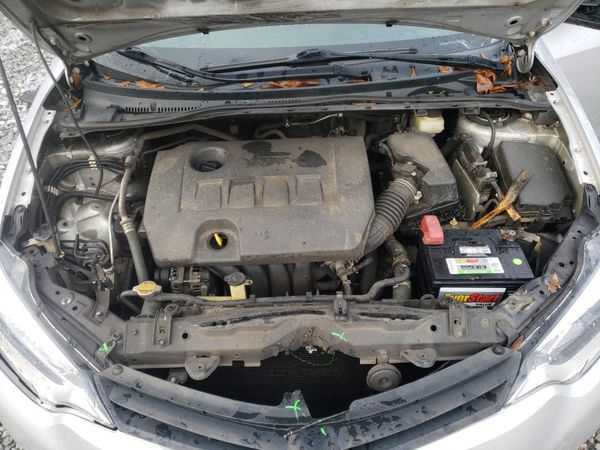 2015 TOYOTA COROLLA
