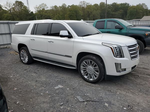 2016 CADILLAC ESCALADE