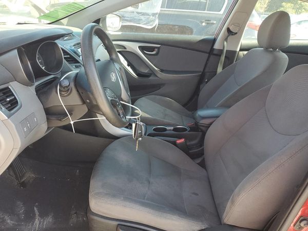 2016 HYUNDAI ELANTRA