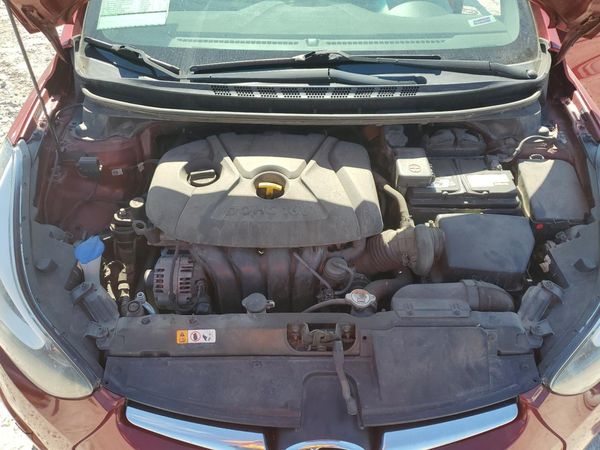 2016 HYUNDAI ELANTRA
