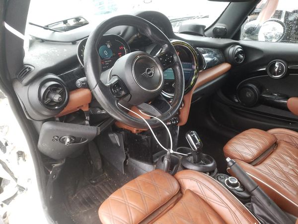 2023 MINI COOPER