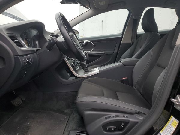 2014 VOLVO S60