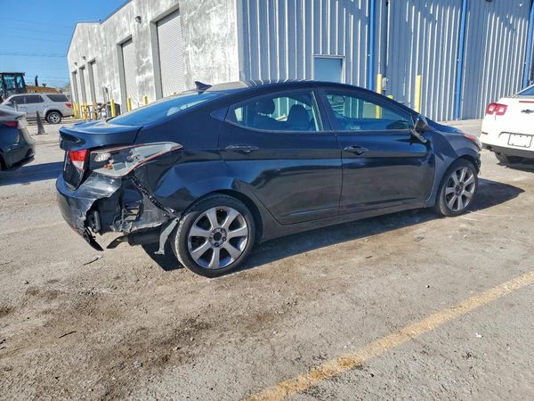 2012 HYUNDAI ELANTRA