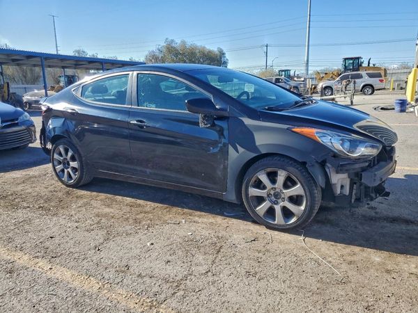2012 HYUNDAI ELANTRA