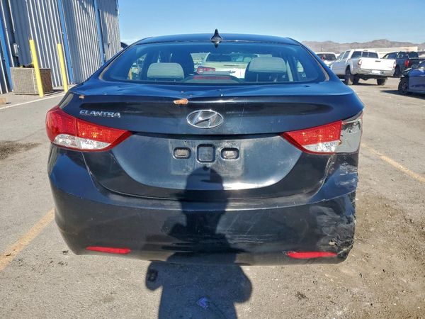 2012 HYUNDAI ELANTRA