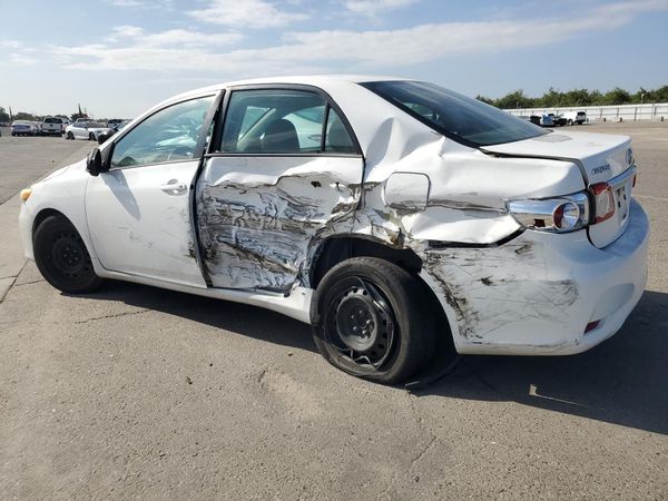 2012 TOYOTA COROLLA