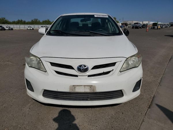 2012 TOYOTA COROLLA
