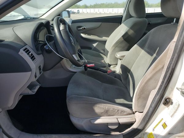 2012 TOYOTA COROLLA