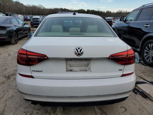 2017 VOLKSWAGEN PASSAT