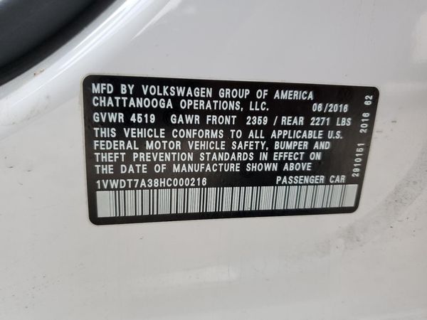 2017 VOLKSWAGEN PASSAT