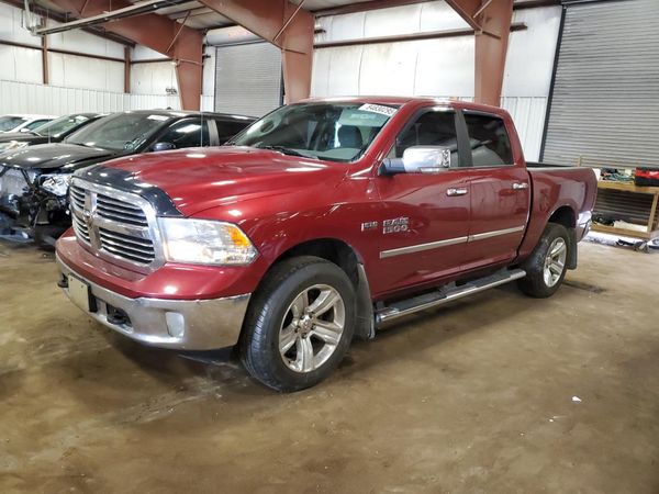2014 RAM 1500 SLT