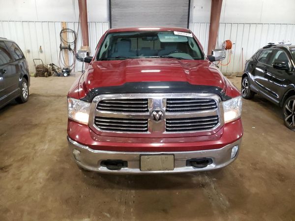 2014 RAM 1500 SLT