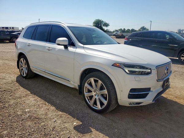 2017 VOLVO XC90 Inscription