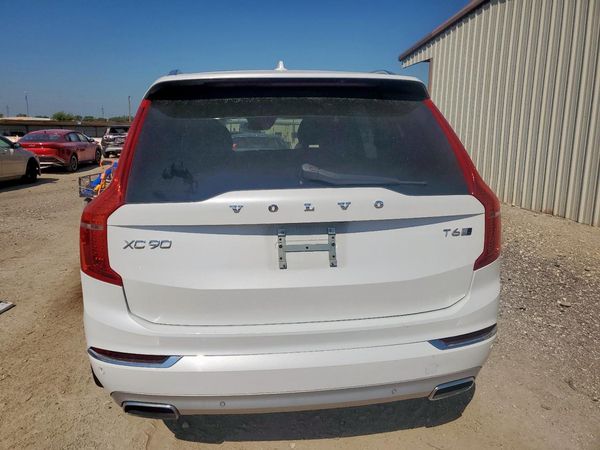 2017 VOLVO XC90 Inscription