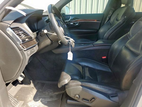 2017 VOLVO XC90 Inscription