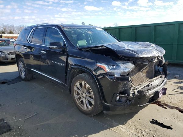 2018 CHEVROLET TRAVERSE Premier — Passenger 3/4