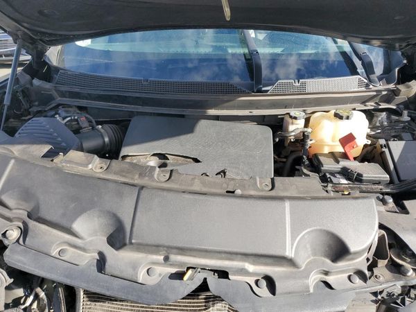 2018 CHEVROLET TRAVERSE Premier — Engine bay