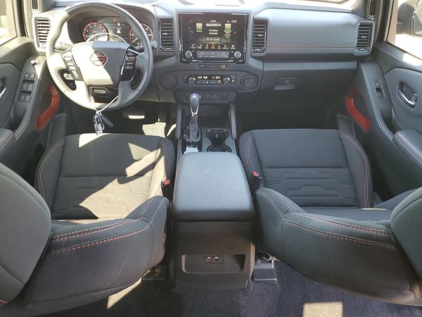 2024 NISSAN FRONTIER