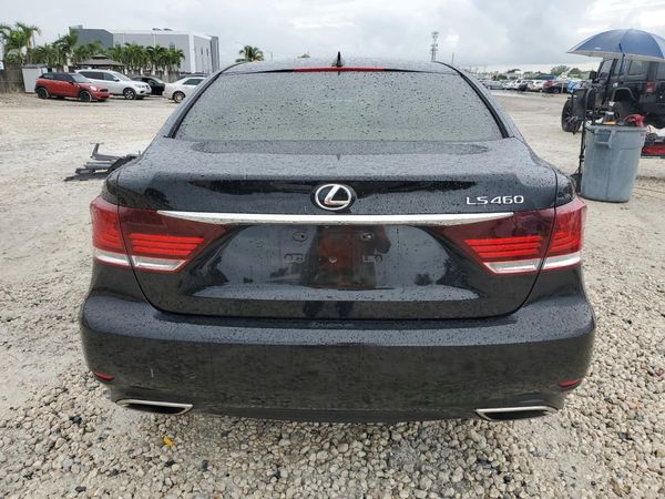2016 LEXUS LS 460