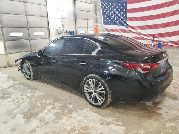 2017 INFINITI Q50