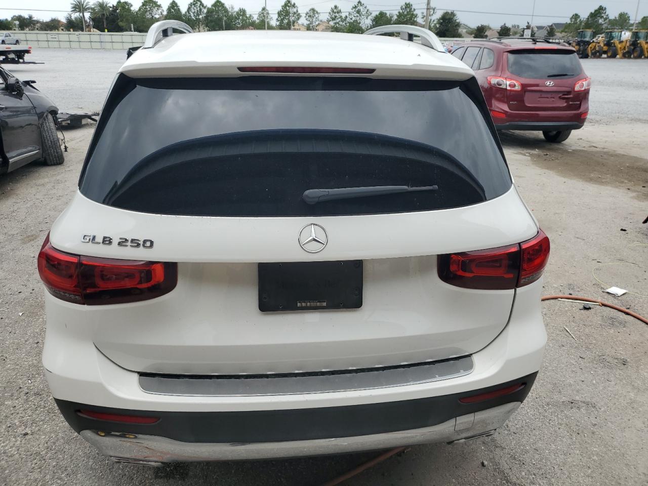 2020 MERCEDES-BENZ GLB GLB250