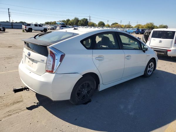2012 TOYOTA PRIUS