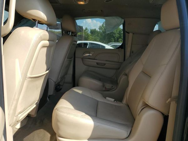 2012 CADILLAC ESCALADE ESV Premium