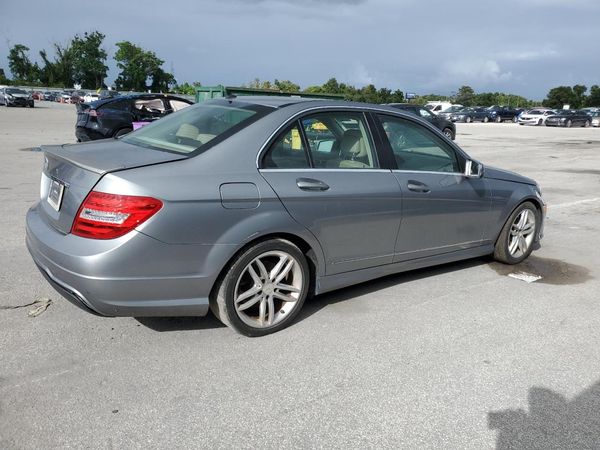 2014 MERCEDES-BENZ C C250