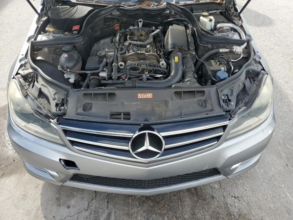 2014 MERCEDES-BENZ C C250