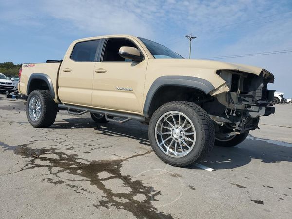 2016 TOYOTA TACOMA