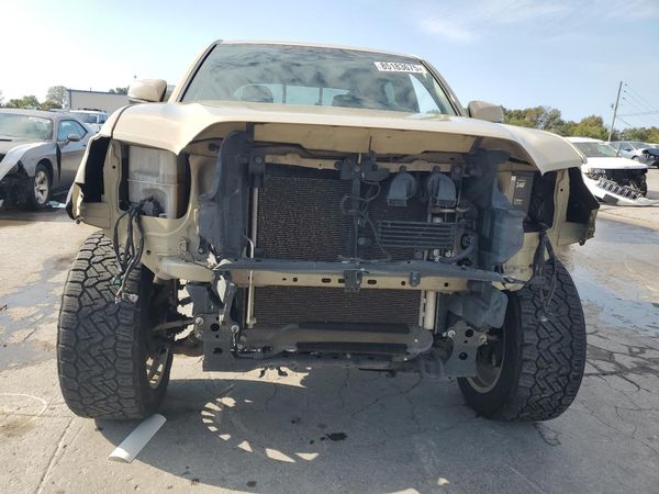 2016 TOYOTA TACOMA