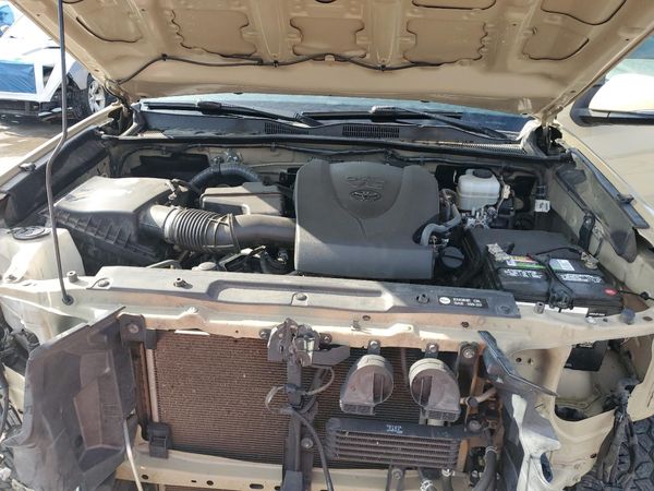 2016 TOYOTA TACOMA