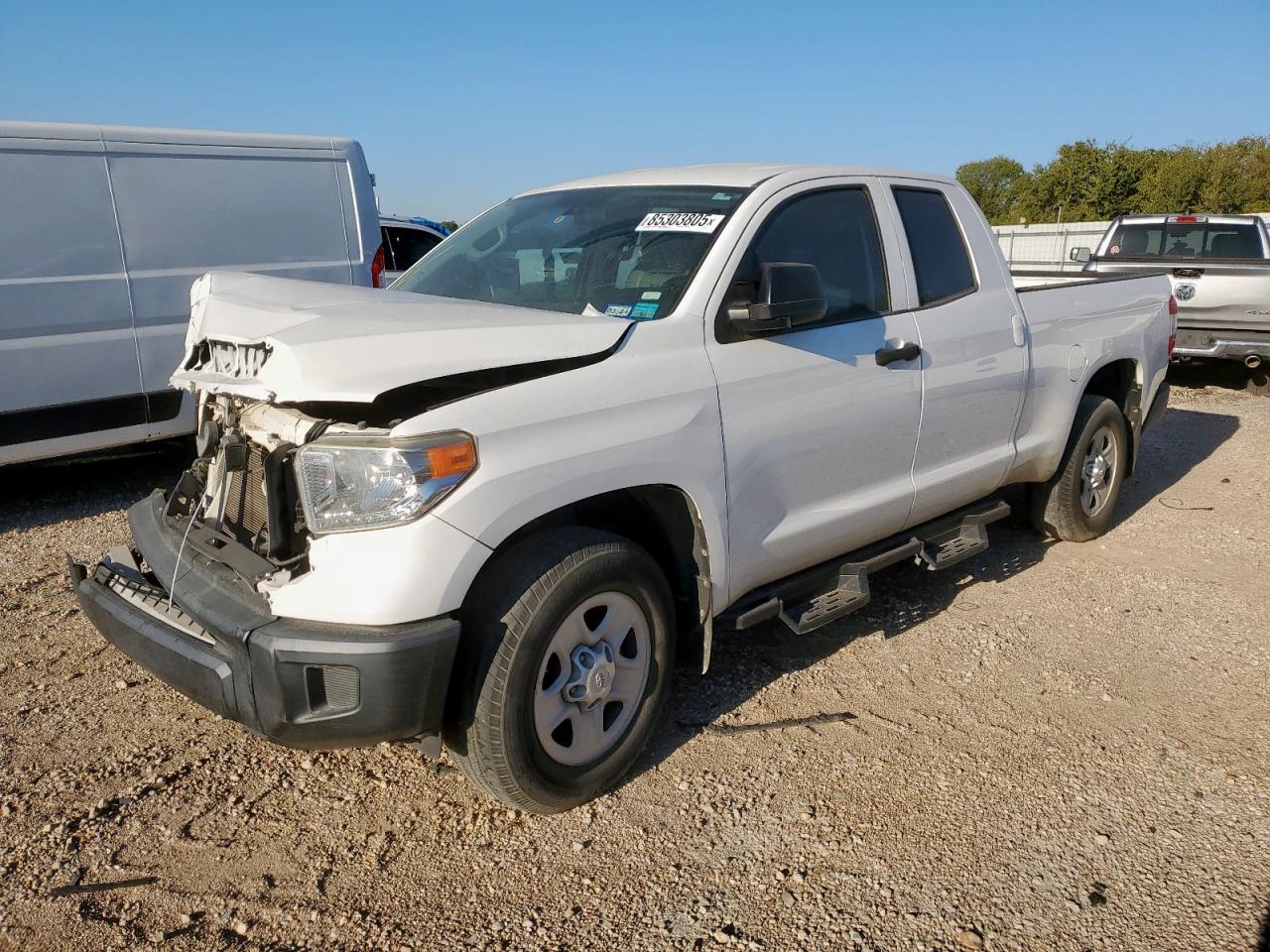 2016 TOYOTA TUNDRA