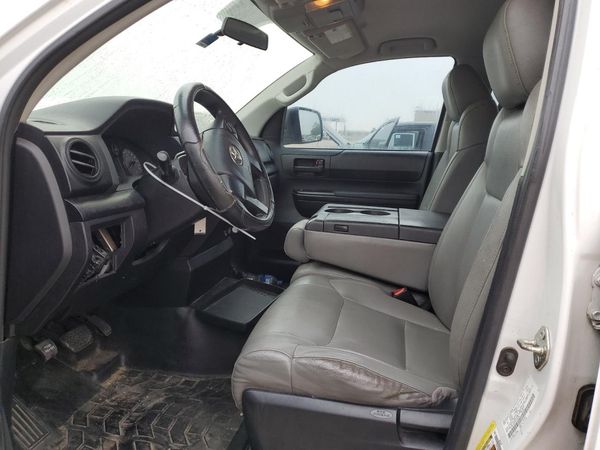 2016 TOYOTA TUNDRA