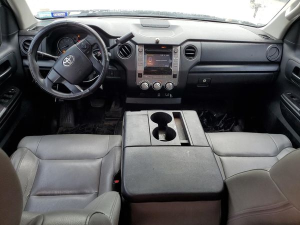 2016 TOYOTA TUNDRA