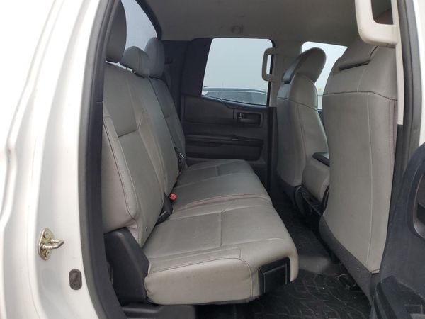 2016 TOYOTA TUNDRA