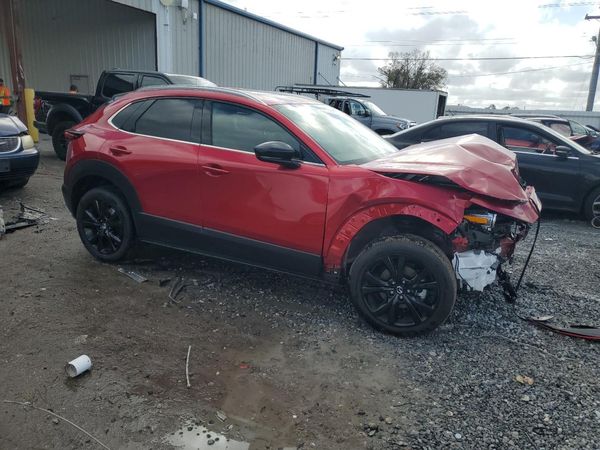 2024 MAZDA CX30 Premium Plus Package — Passenger 3/4