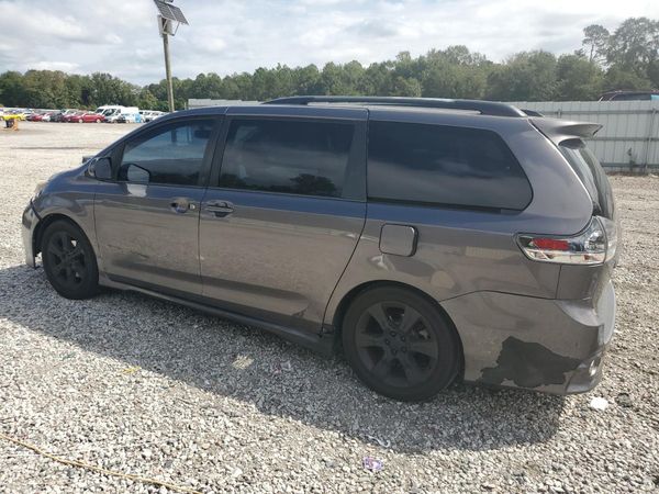 2012 TOYOTA SIENNA