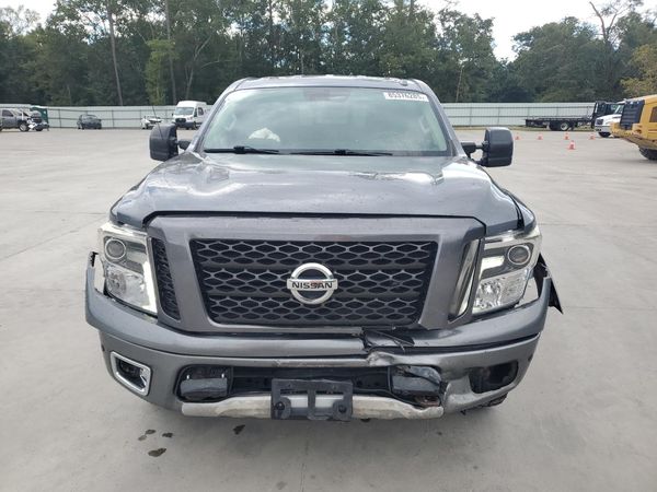 2018 NISSAN TITAN