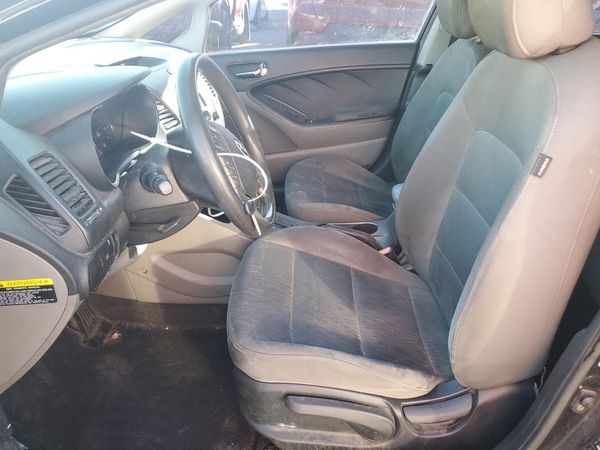 2015 KIA FORTE GL(Middle-low grade)
