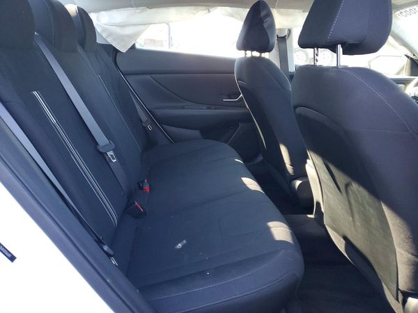 2021 HYUNDAI ELANTRA SEL w/ Convenience Pkg
