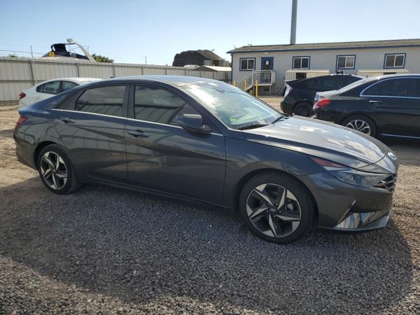 2022 HYUNDAI ELANTRA