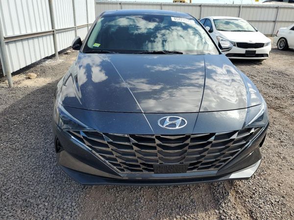 2022 HYUNDAI ELANTRA