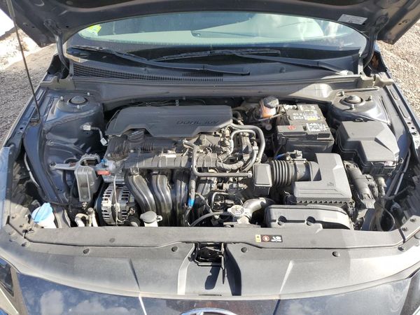 2022 HYUNDAI ELANTRA